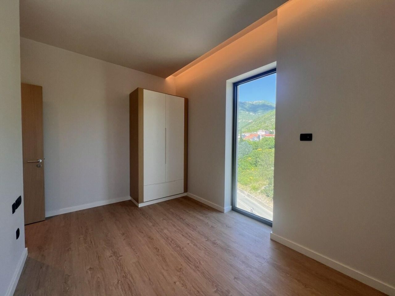 Квартира в Тивате, Черногория - фото 4