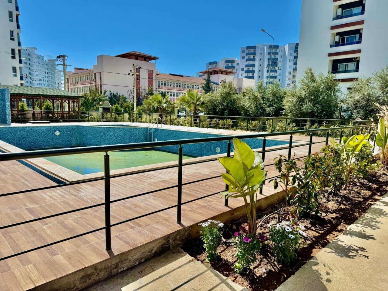 Квартира в Мерсине, Турция, 139 м² - фото 1