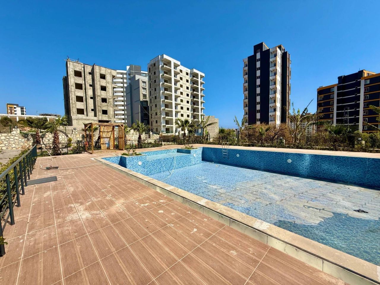 Мезонет в Мерсине, Турция, 250 м² - фото 1