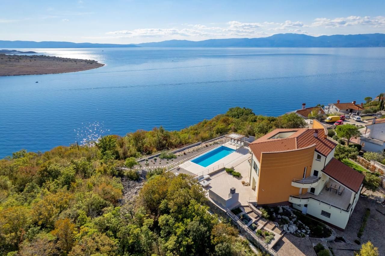 Вилла в Кралевице, Хорватия, 463 м² - фото 1