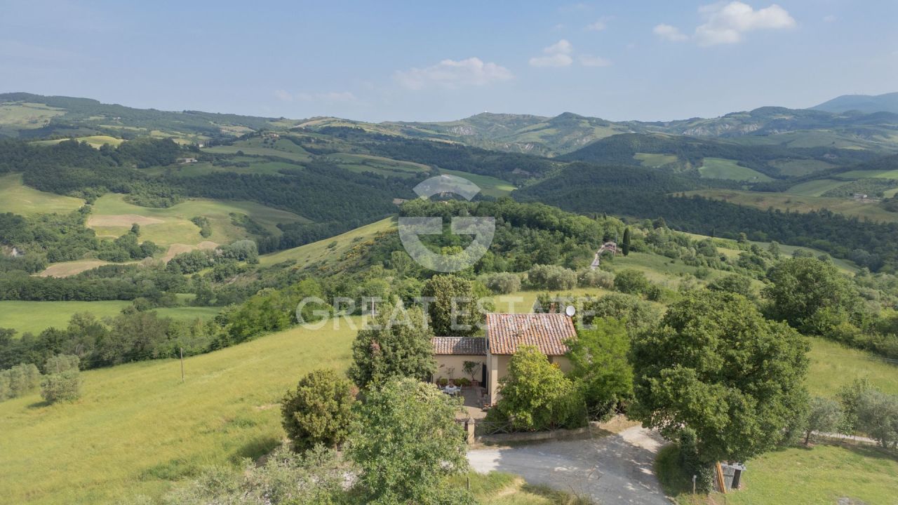 Вилла San Casciano dei Bagni, Италия, 130 м² - фото 1