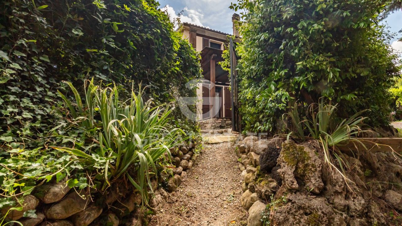 Дом Castel Viscardo, Италия, 170.6 м² - фото 4