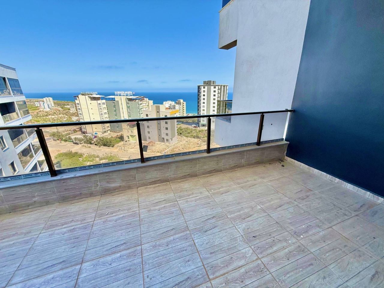 Квартира в Мерсине, Турция, 95 м² - фото 1