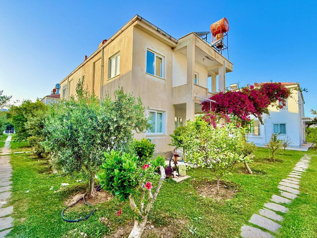 Вилла в Мерсине, Турция, 100 м² - фото 1