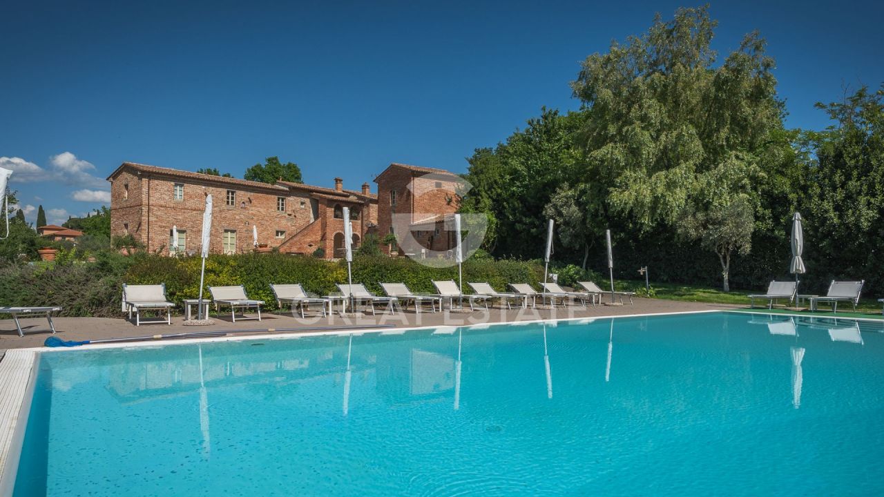 Дом в Фояно-делла-Кьяне, Италия, 659.2 м² - фото 2