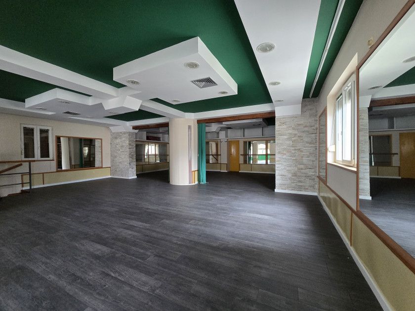 Офис в Доброте, Черногория, 268 м² - фото 7