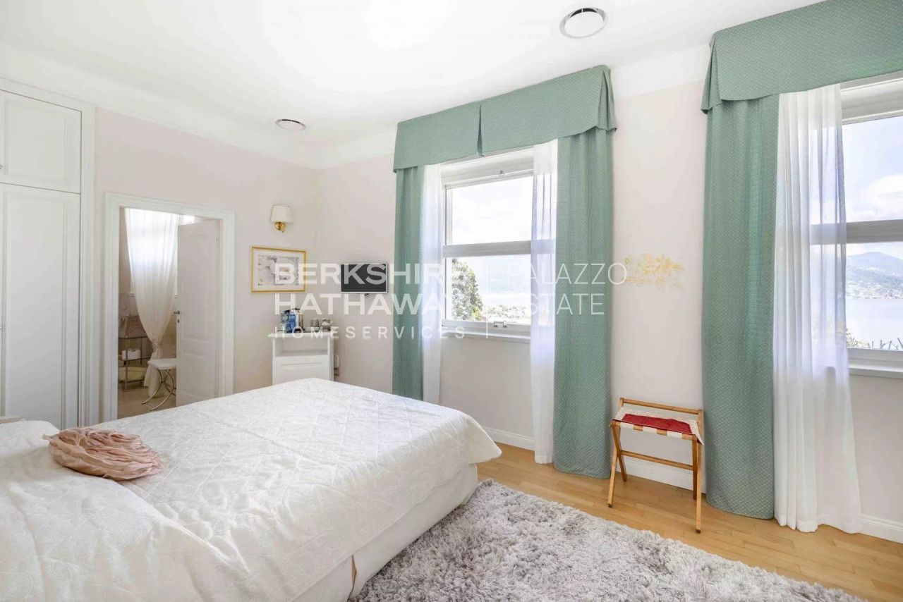 Вилла в Бавене, Италия, 600 м² - фото 13