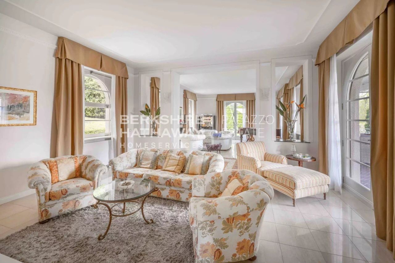 Вилла в Бавене, Италия, 600 м² - фото 10