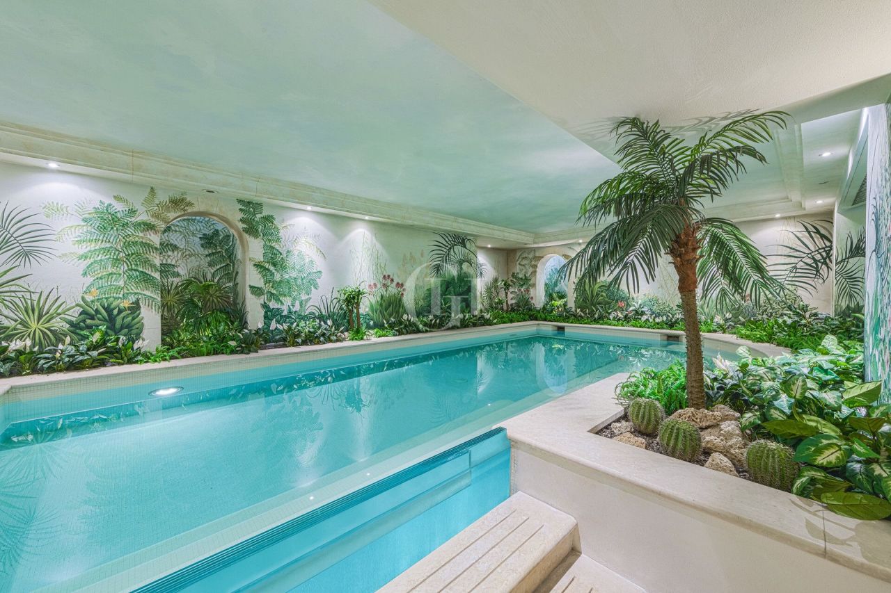 Вилла у озера Изео, Италия, 562 м² - фото 16