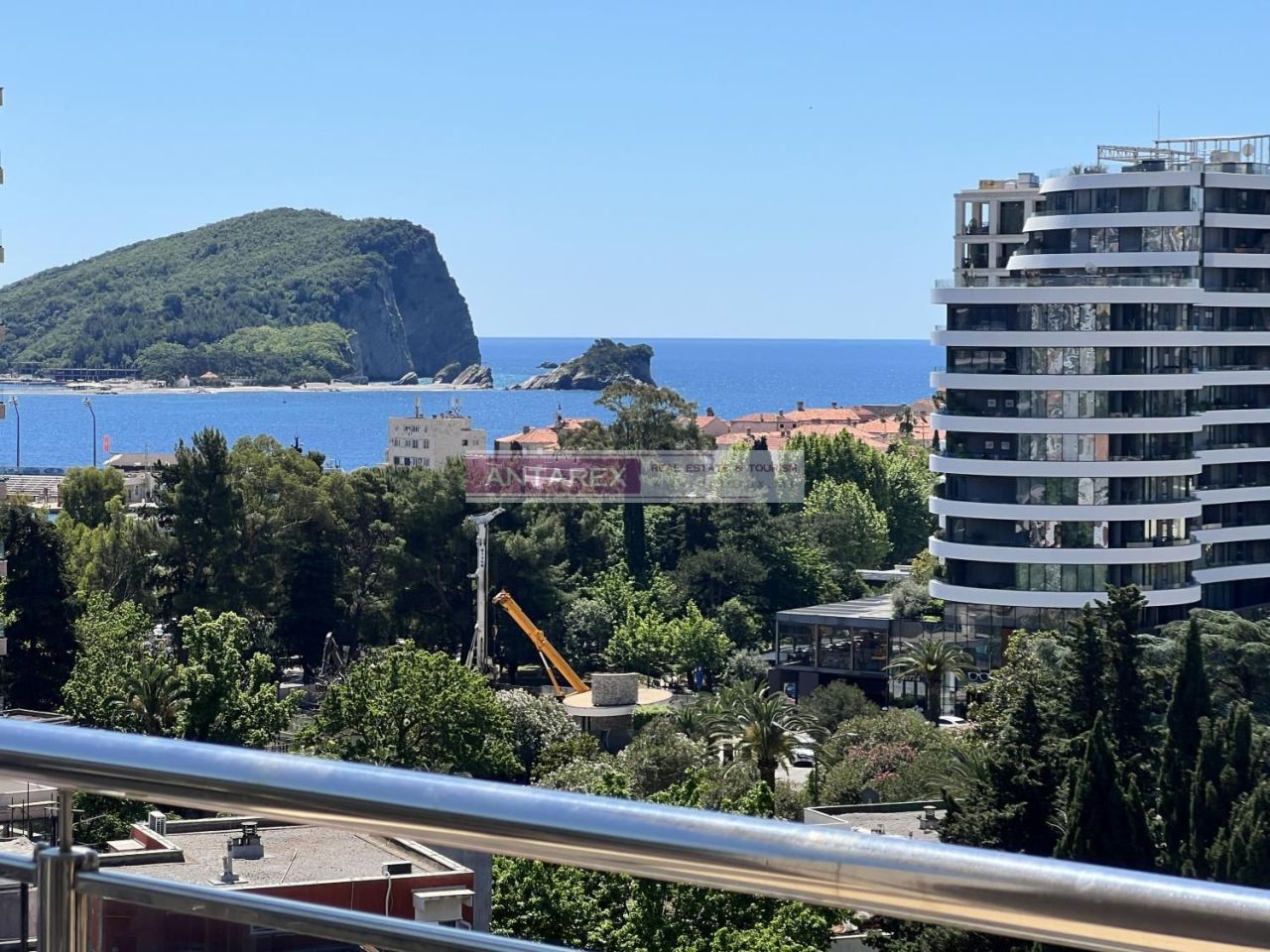 Апартаменты в Будве, Черногория, 640 м² - фото 1