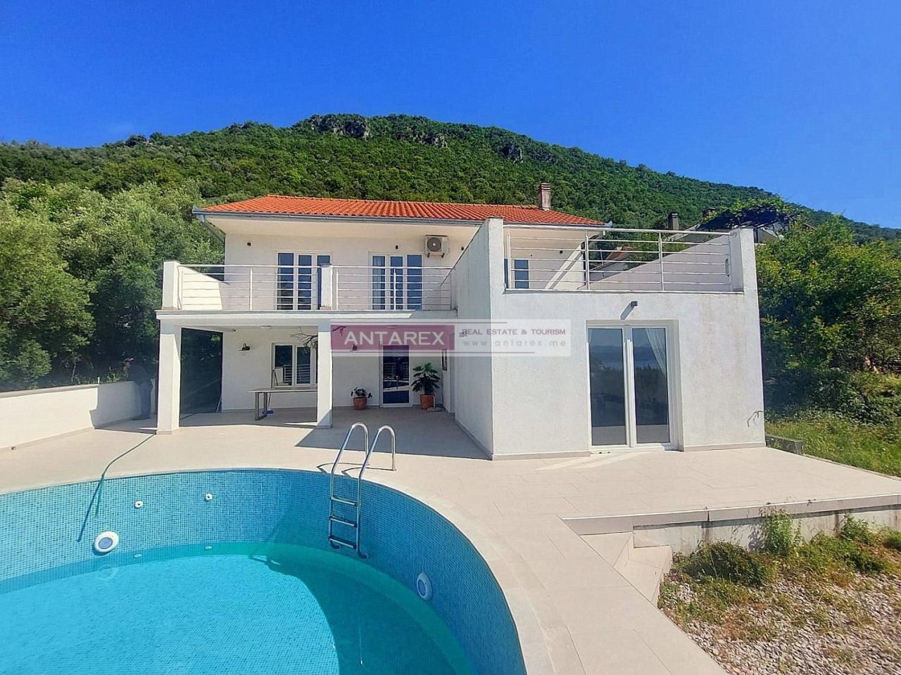 Вилла в Дженовичах, Черногория, 212 м² - фото 2