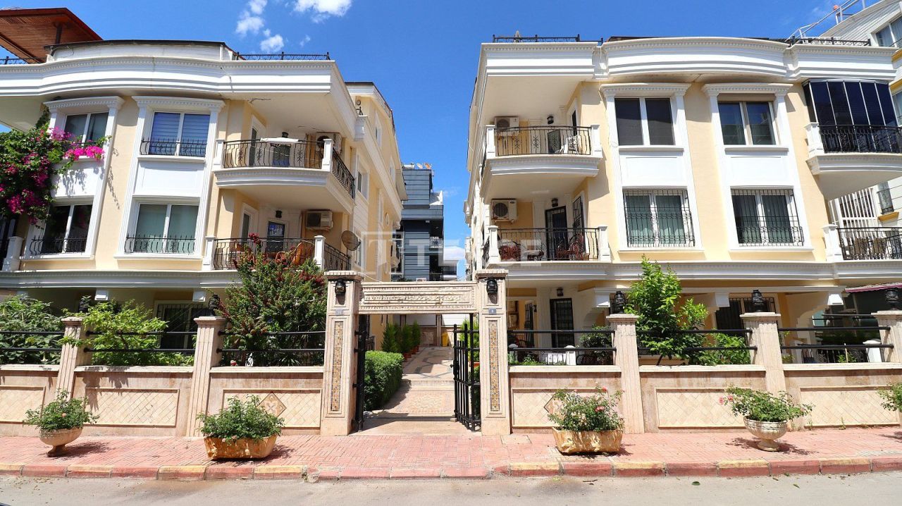Апартаменты в Анталии, Турция, 160 м² - фото 1