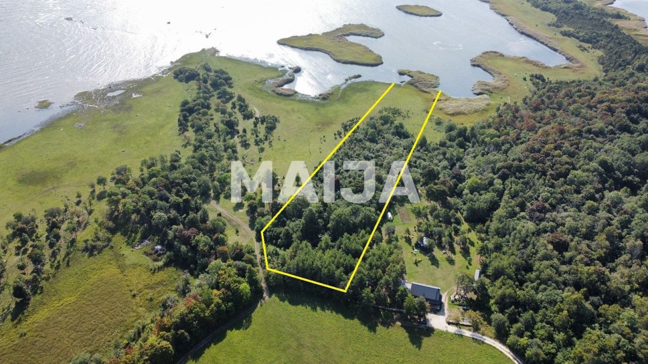 Земля на Сааремаа, Эстония, 16 042 м² - фото 4