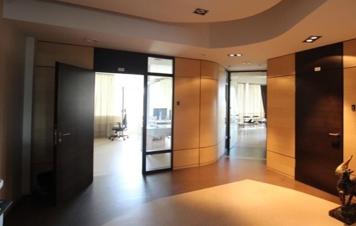 Офис в Риге, Латвия, 930 м² - фото 4