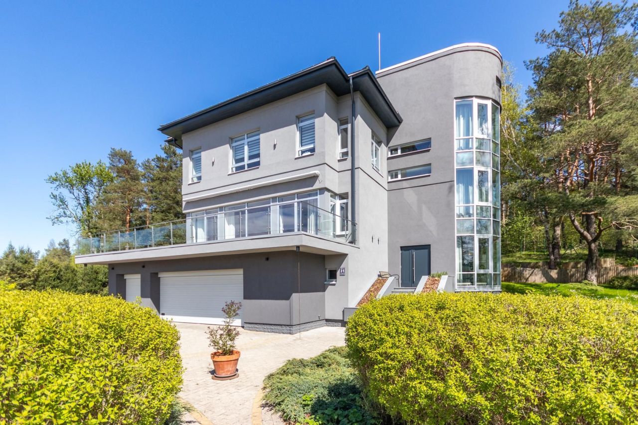 Дом в Риге, Латвия, 565 м² - фото 1