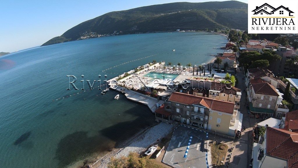 Квартира в Херцег-Нови, Черногория, 34 м² - фото 1