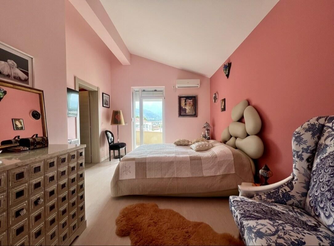 Квартира в Тивате, Черногория, 110 м² - фото 2