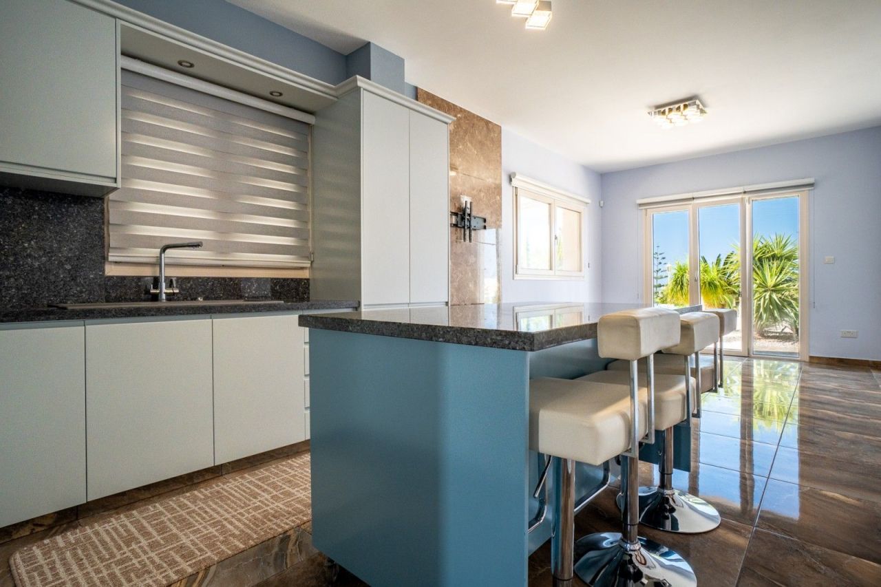 Вилла в Пафосе, Кипр, 253 м² - фото 6