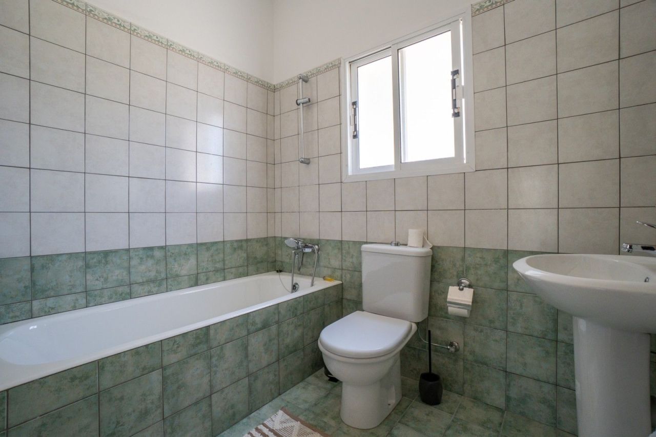 Вилла в Пафосе, Кипр, 190 м² - фото 13