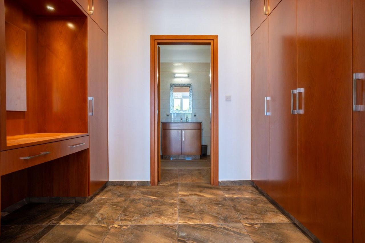 Вилла в Пафосе, Кипр, 253 м² - фото 16