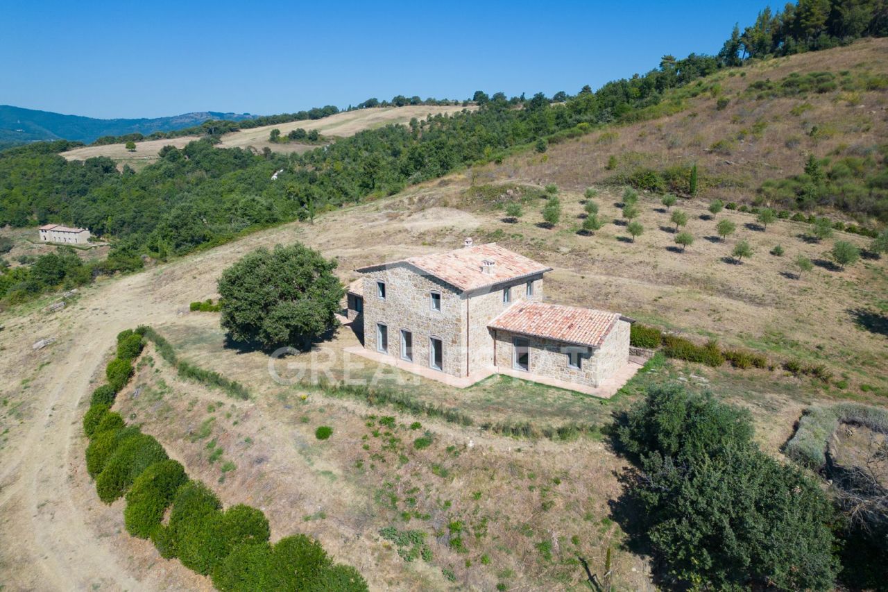 Дом в Читта-ди-Кастелло, Италия, 247 м² - фото 4