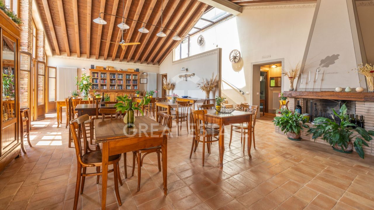 Дом Cinigiano, Италия, 733 м² - фото 9