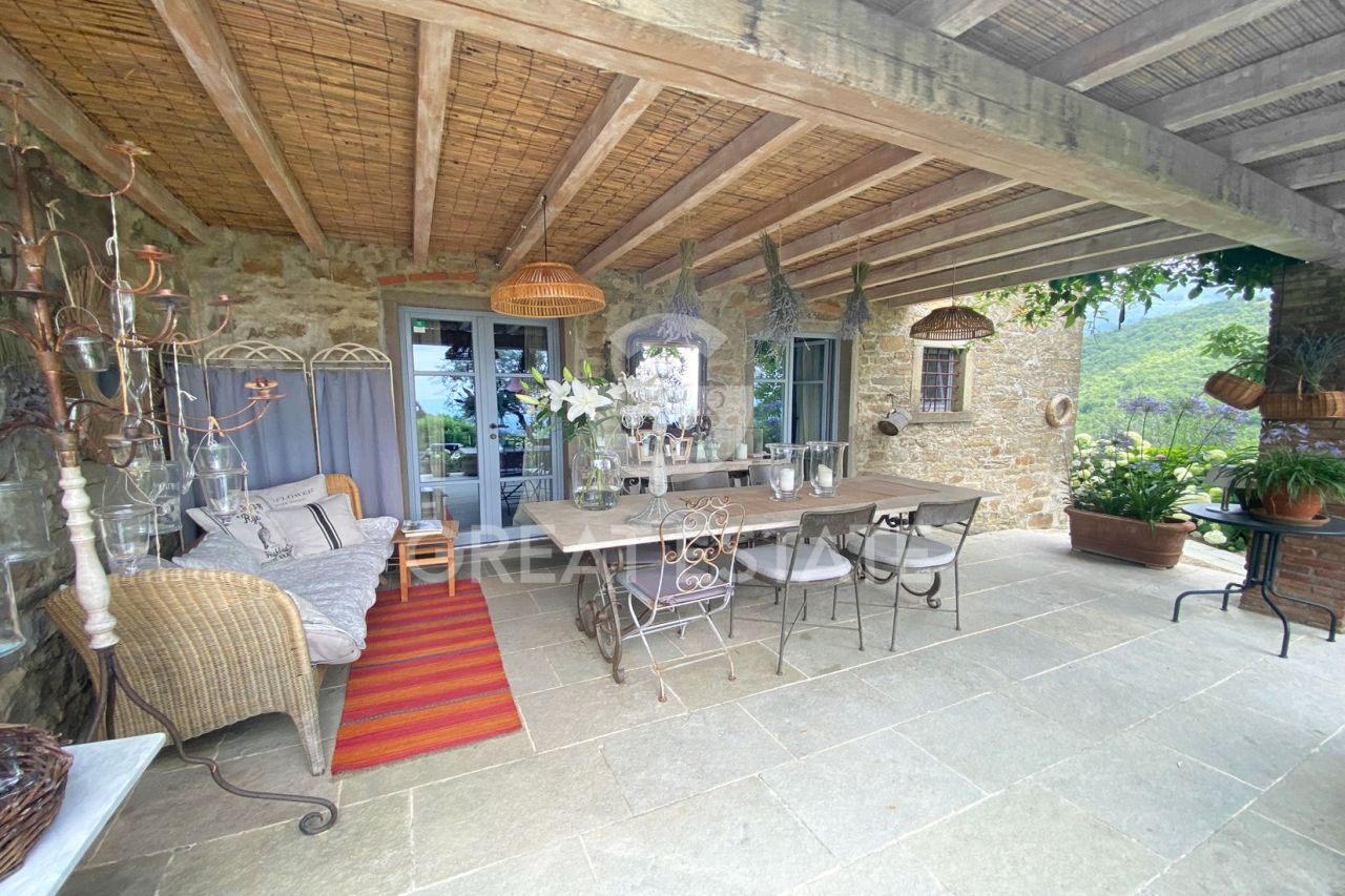 Дом Loro Ciuffenna, Италия, 305.7 м² - фото 17