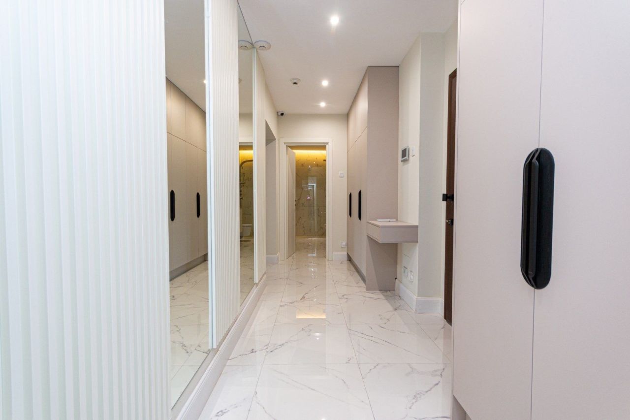 Квартира в Херцег-Нови, Черногория, 158.3 м² - фото 5