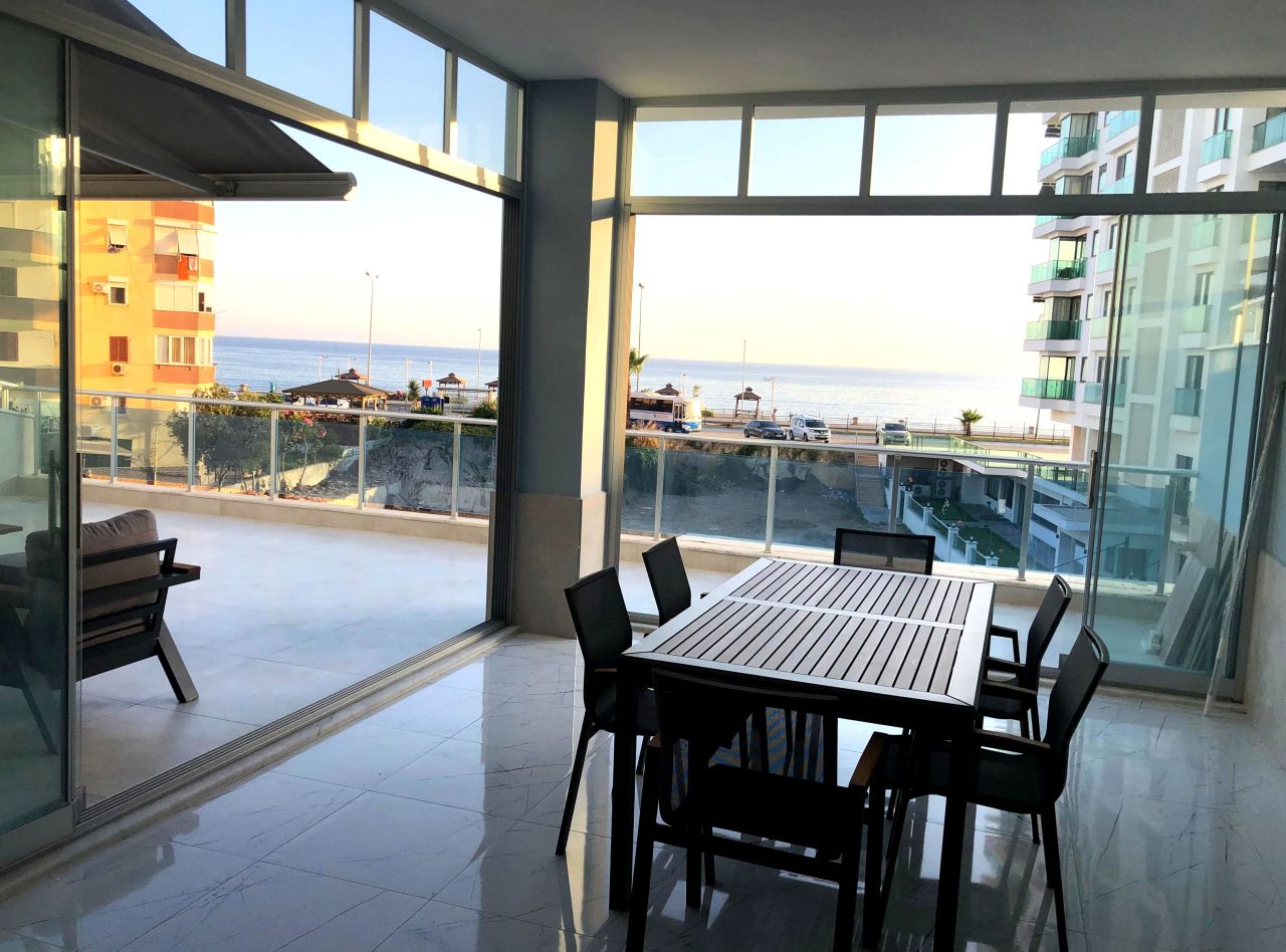 Квартира в Алании, Турция, 160 м² - фото 1