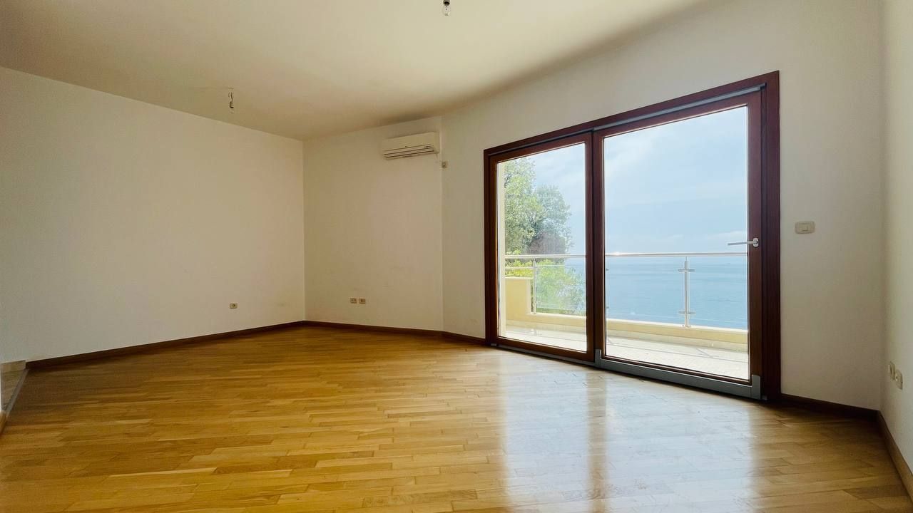 Квартира в Рафаиловичах, Черногория, 92 м² - фото 1