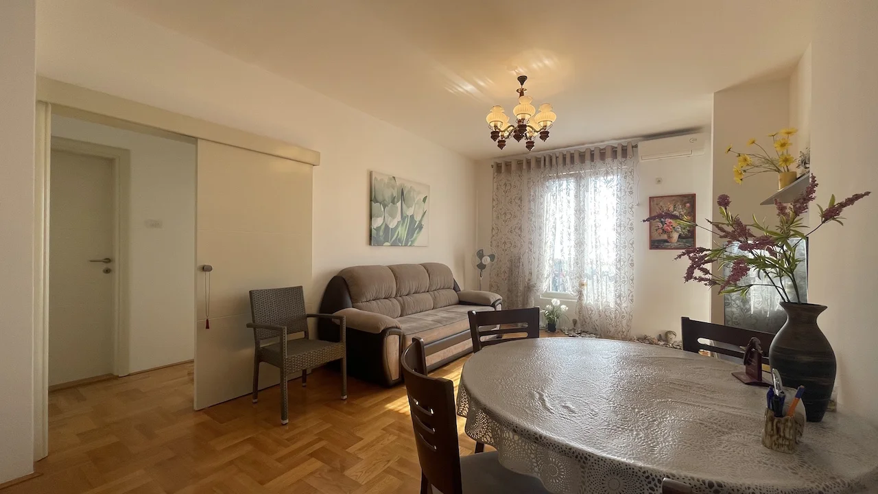 Квартира в Бечичи, Черногория, 68 м² - фото 1