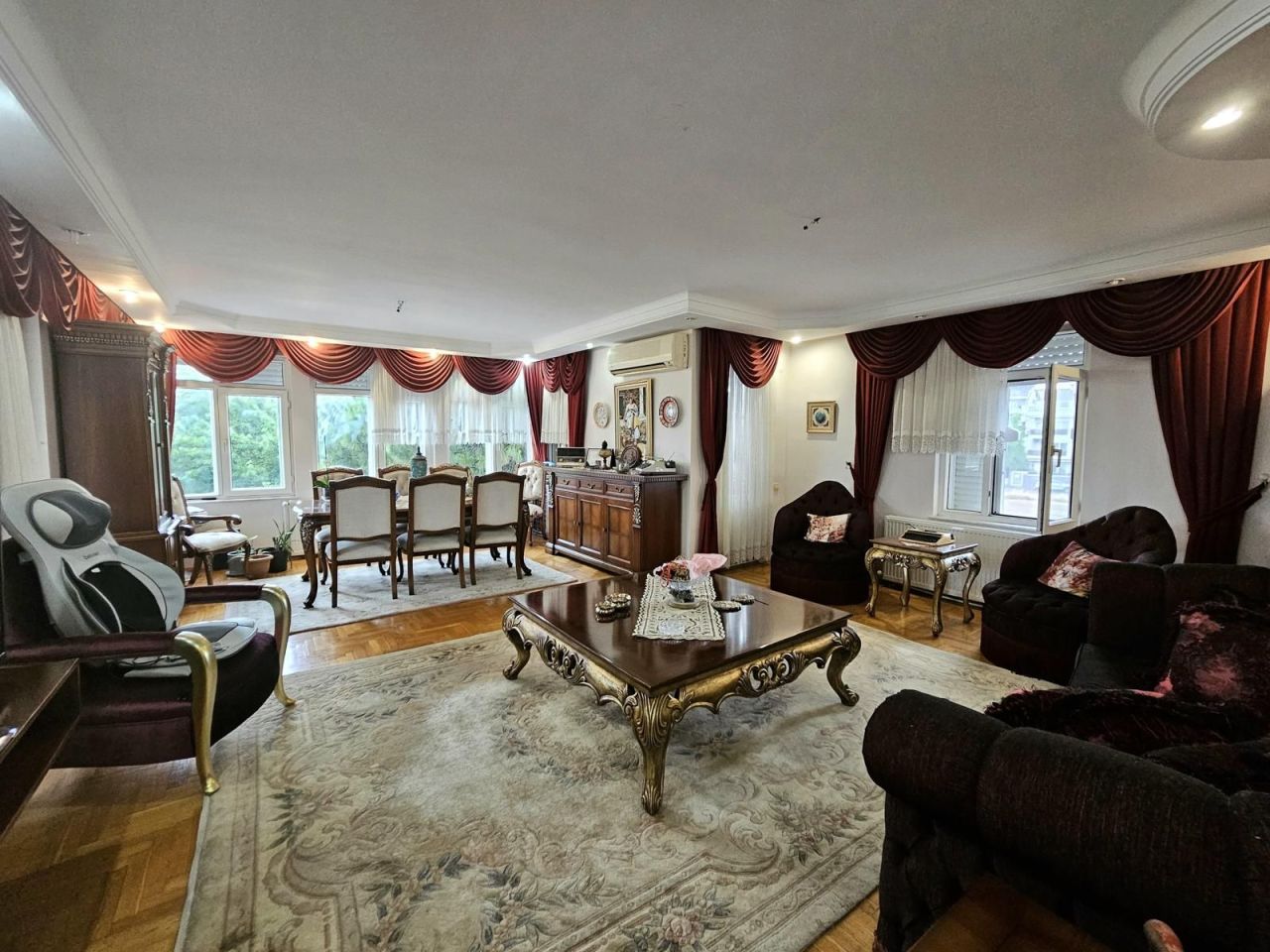 Квартира в Анталии, Турция, 200 м² - фото 1