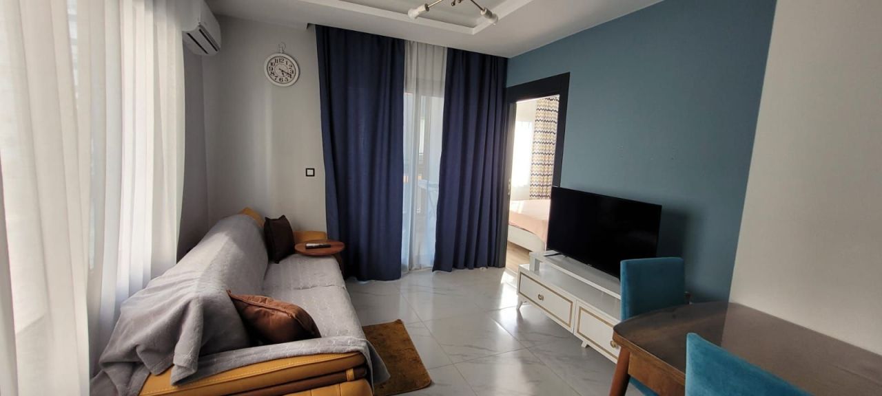 Квартира в Мерсине, Турция, 58 м² - фото 1
