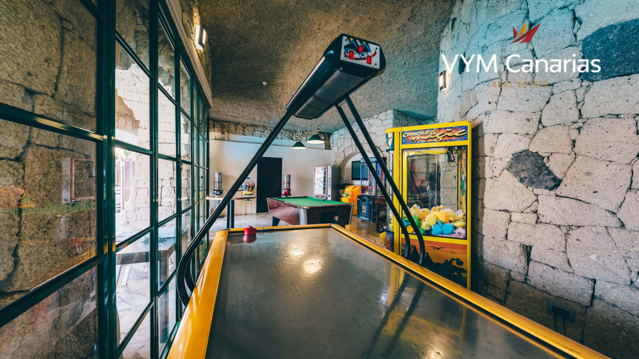 Офис на Тенерифе, Испания, 85 м² - фото 4