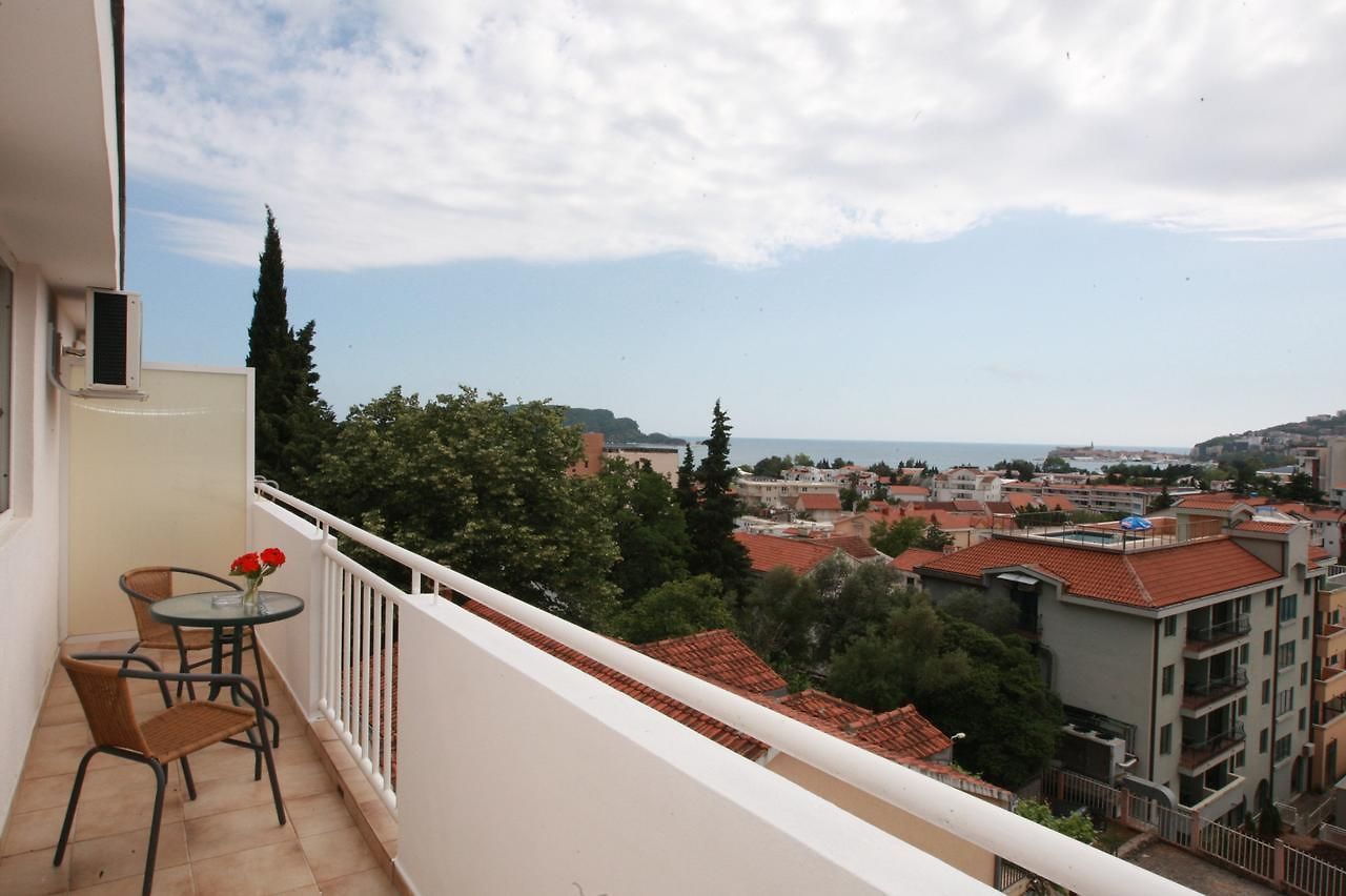 Отель, гостиница в Будве, Черногория, 1 100 м² - фото 11