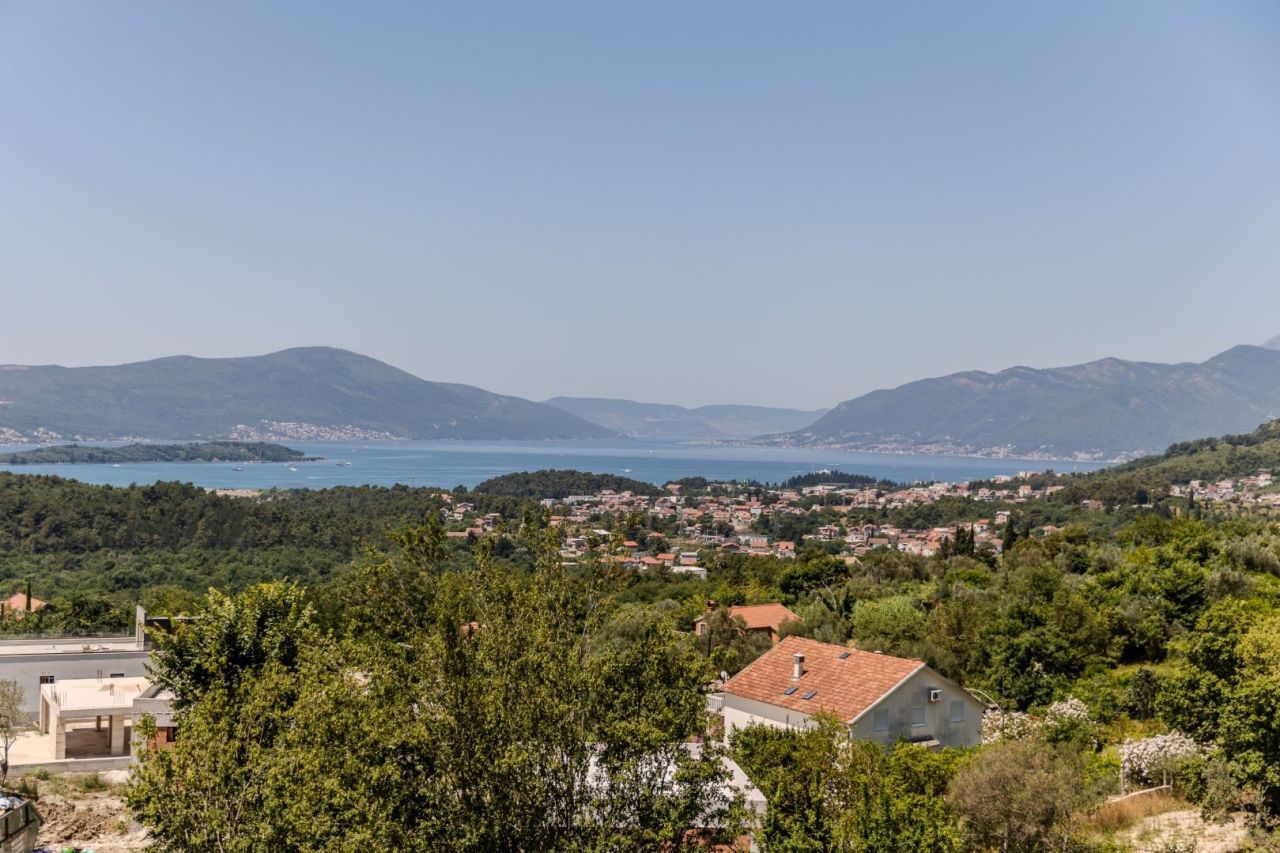 Дом в Тивате, Черногория, 140 м² - фото 18