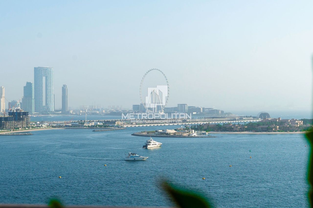 Пентхаус в Дубае, ОАЭ, 456 м² - фото 1
