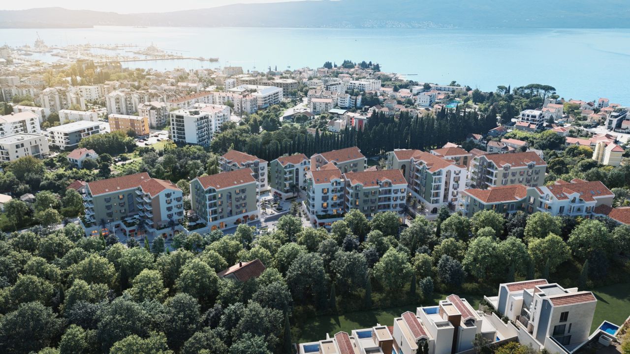 Квартира в Тивате, Черногория, 68.61 м² - фото 1