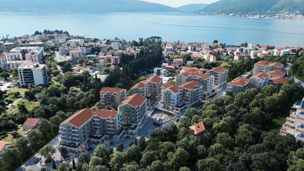 Квартира в Тивате, Черногория, 38.37 м² - фото 1