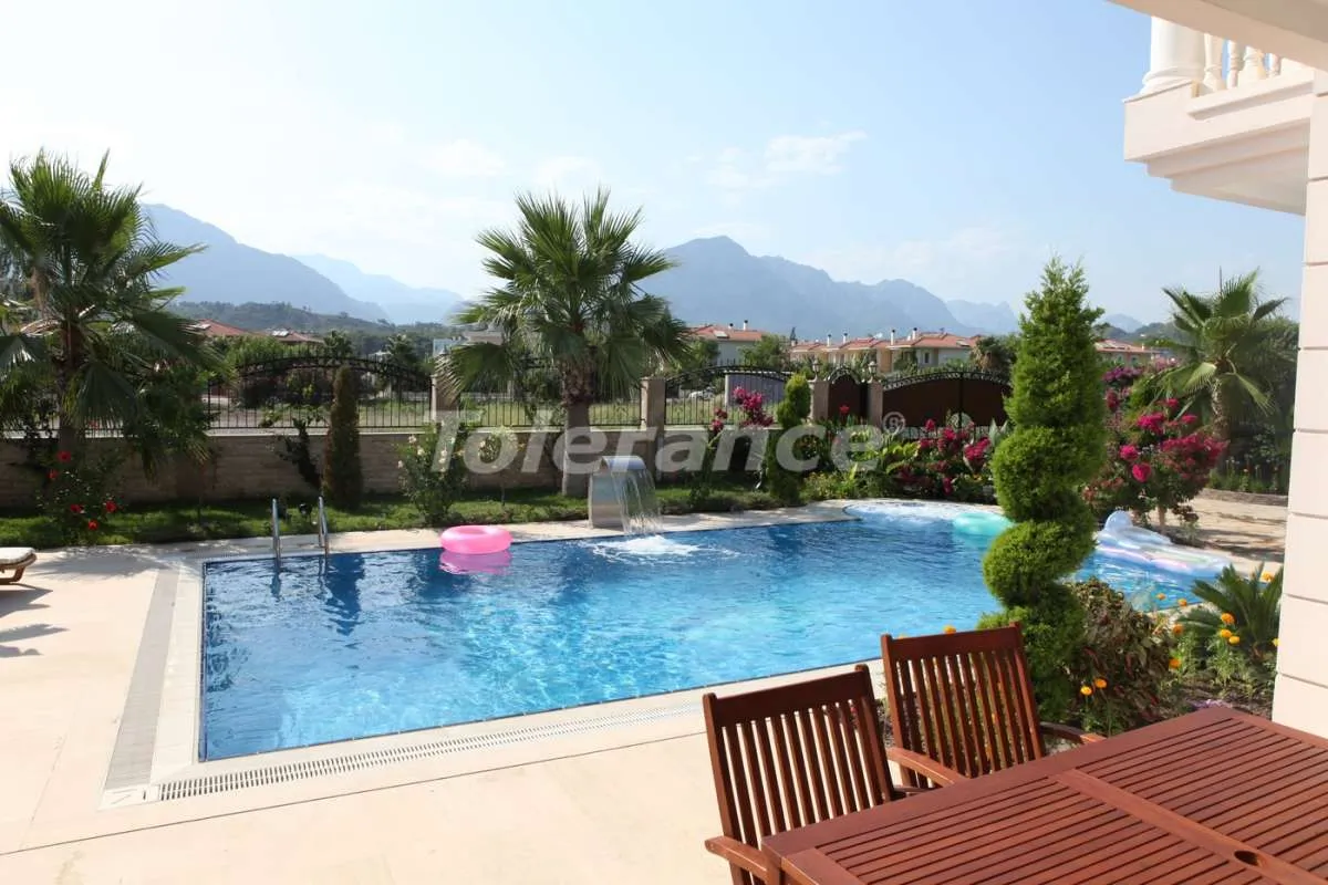 Вилла в Чамьюве, Турция, 475 м² - фото 13