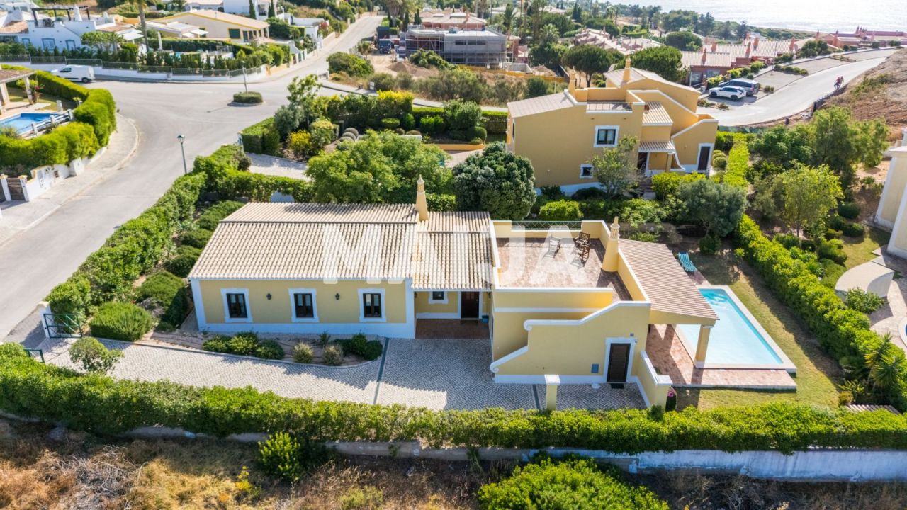 Дом в Лагуше, Португалия, 199 м² - фото 2