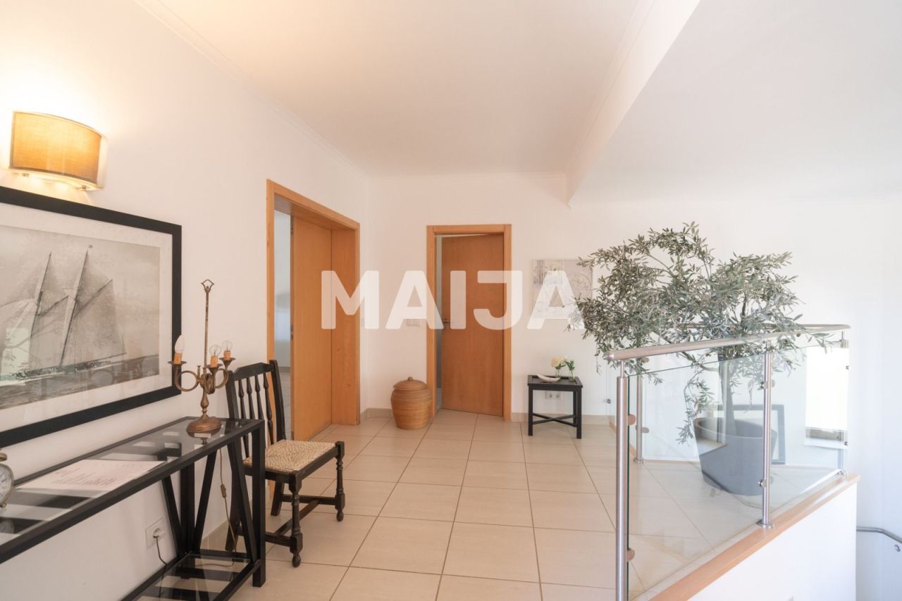 Дом в Лагуше, Португалия, 220 м² - фото 4