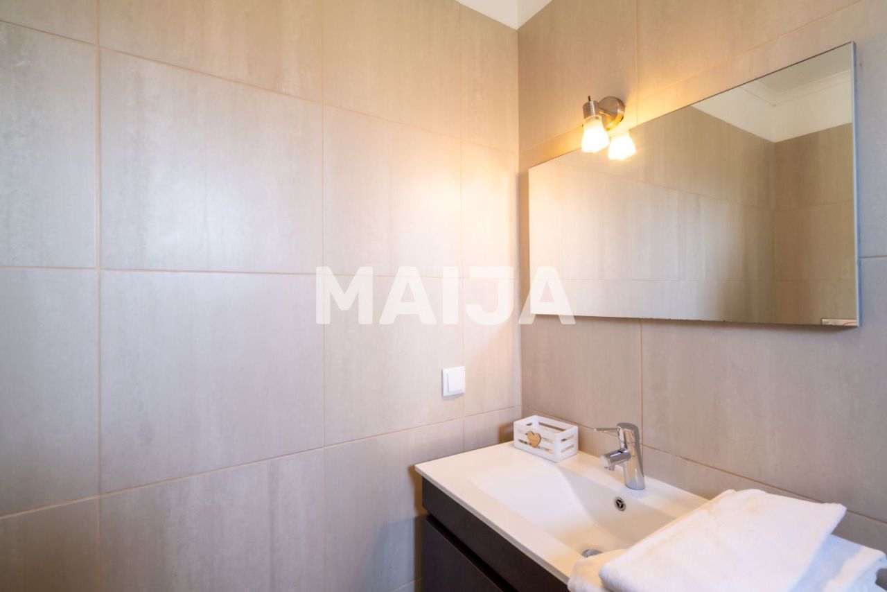 Дом в Лагуше, Португалия, 220 м² - фото 15