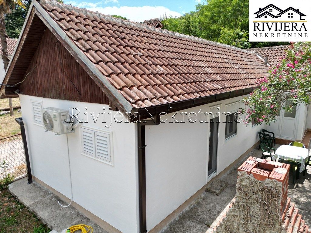 Дом в Херцег-Нови, Черногория, 92 м² - фото 2