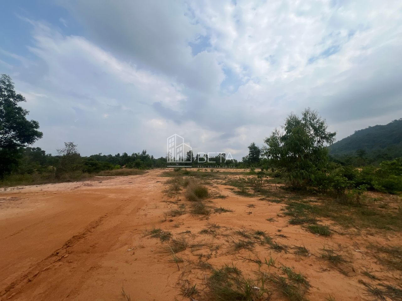 Земля в Сиануквиле, Камбоджа, 20 000 м² - фото 1