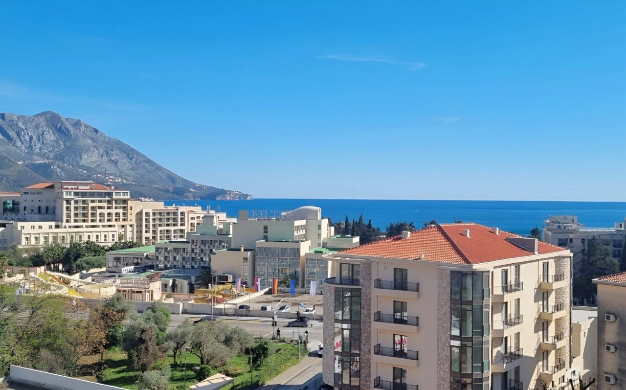 Апартаменты в Бечичи, Черногория, 95 м² - фото 1