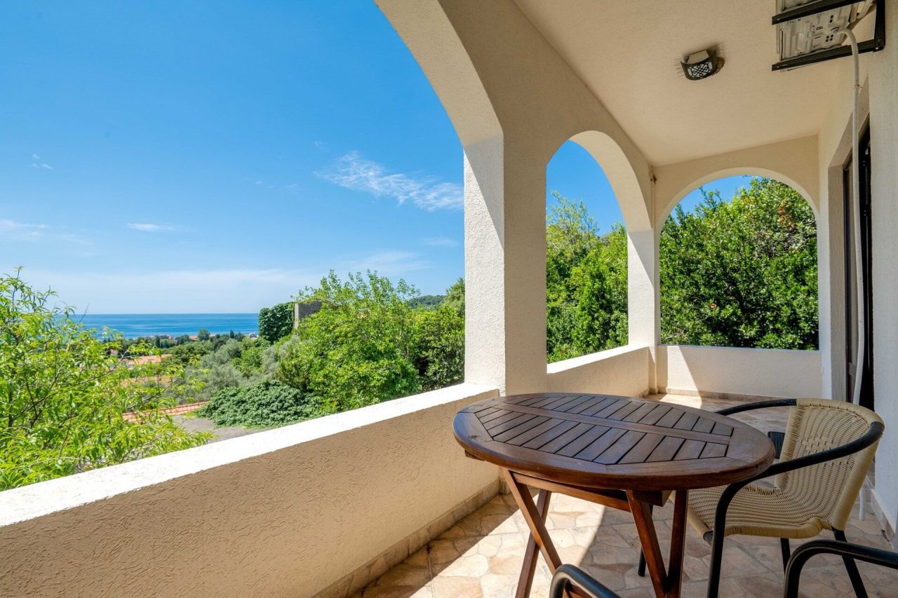 Дом в Будве, Черногория, 150 м² - фото 2