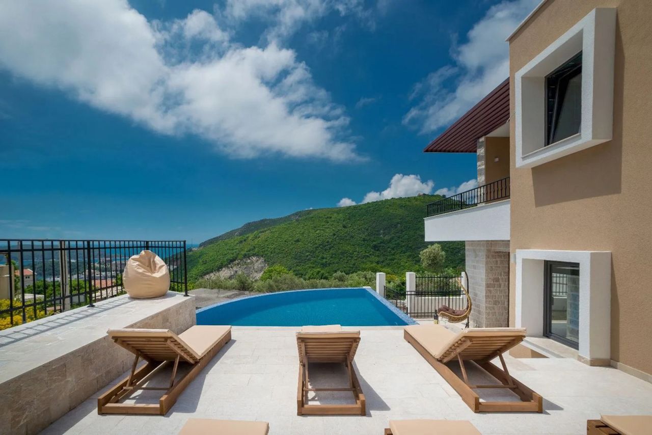 Дом в Бечичи, Черногория, 170 м² - фото 3