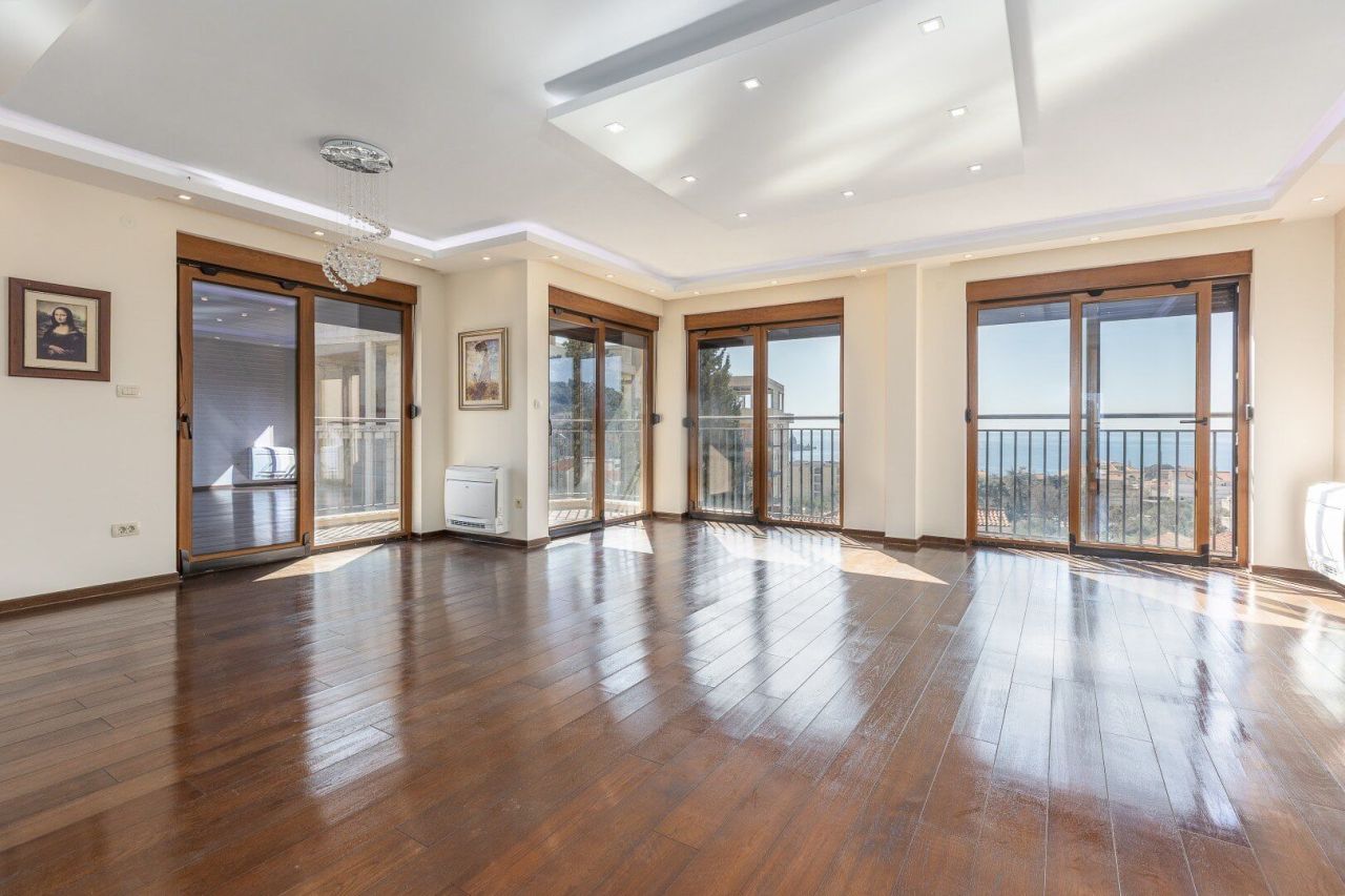 Апартаменты в Будве, Черногория, 152 м² - фото 4