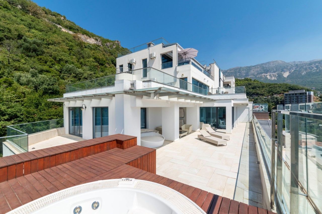 Апартаменты в Бечичи, Черногория, 355 м² - фото 4